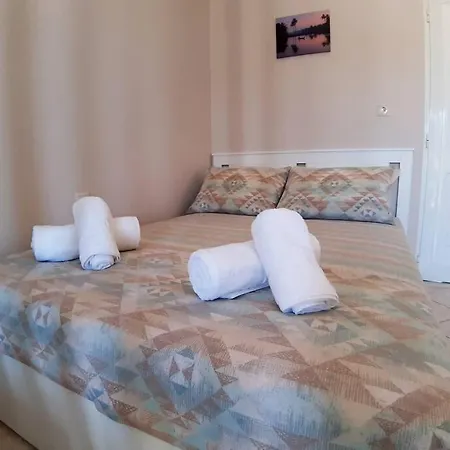 Verano Vista Apartment_near The Sea-free Parking Apartment